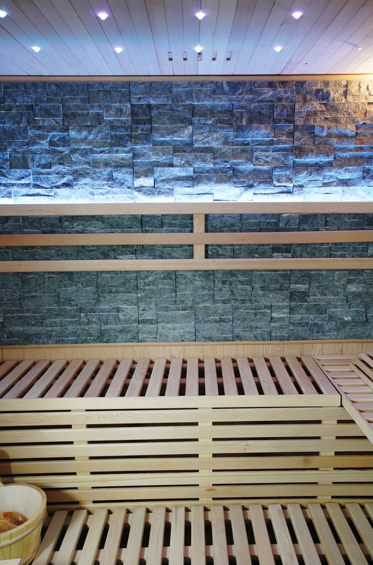 Galaxie 4-Person Indoor Traditional Sauna with Double Bench and 6kW Harvia Heater