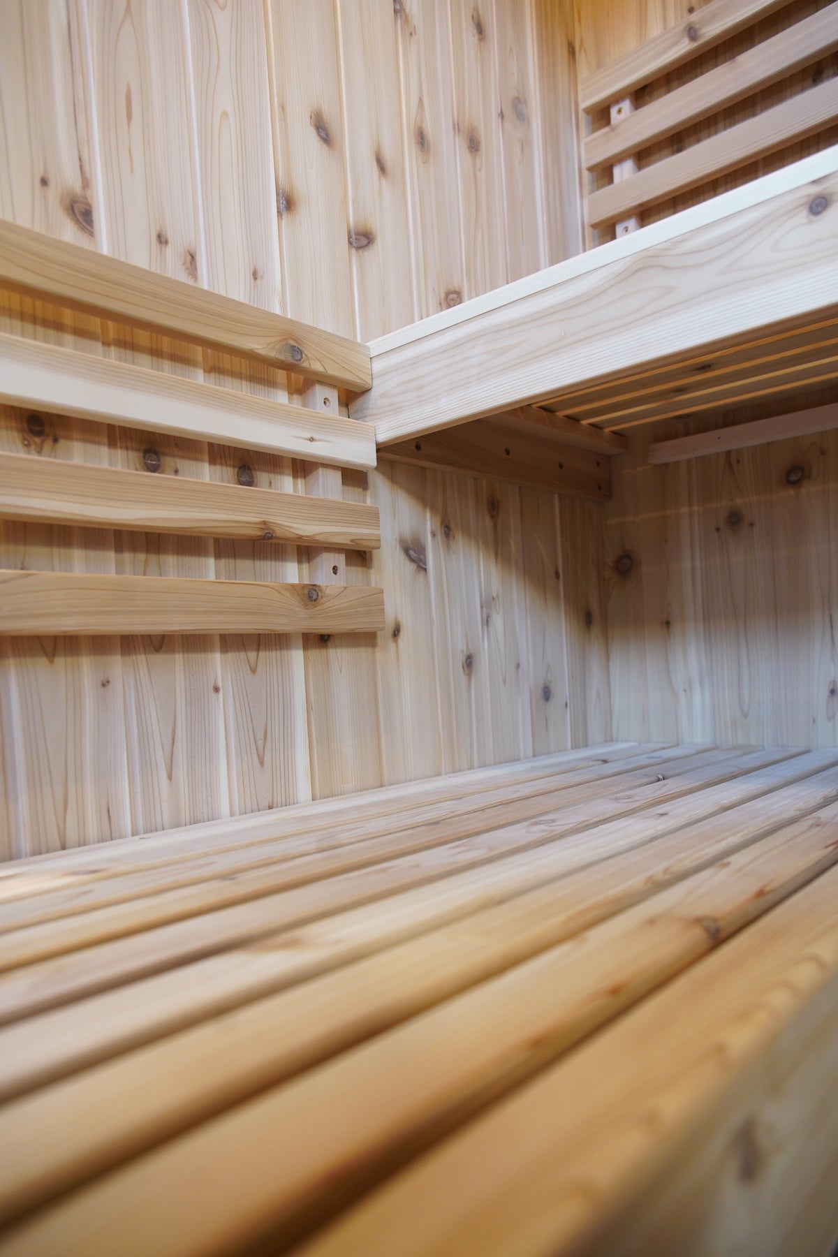 3 Person Indoor Traditional Cedar Sauna with Double Bench and 6kW Harvia Heater