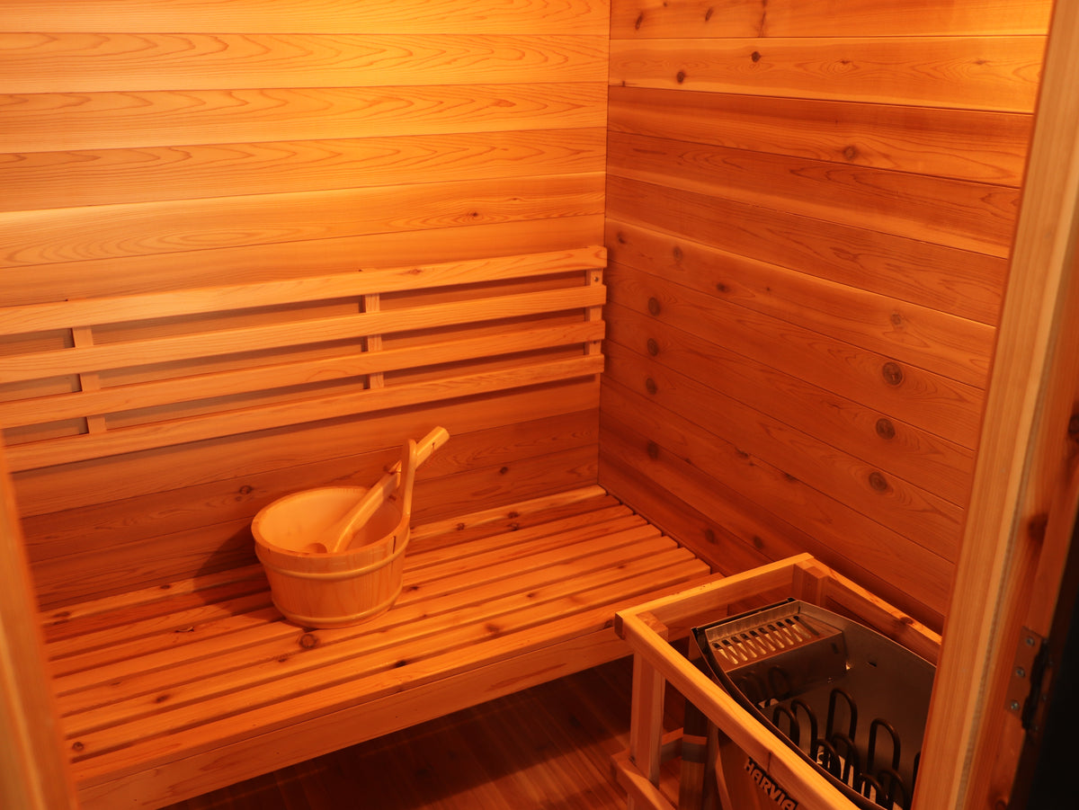 Seneca 3-Person Wet/Dry Outdoor Sauna With Harvia Heater